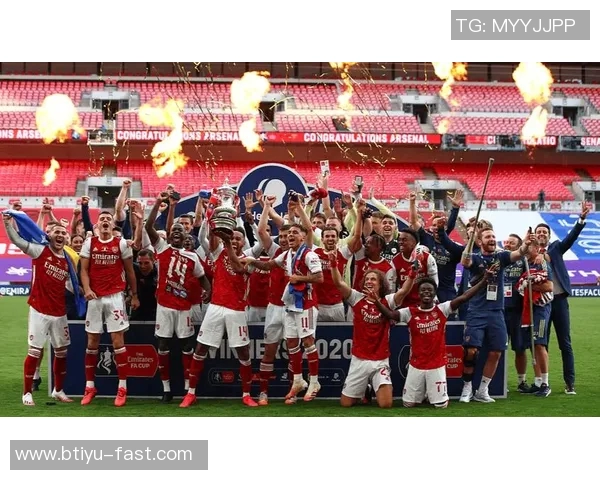 西甲激战:利物浦大胜阿森纳乌龙球引发全场狂欢分析 西甲激战:利物浦大胜阿森纳乌龙球引发全场狂欢分析