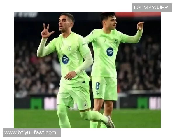 国王杯精彩对决那不勒斯狂胜利物浦帽子戏法引爆全场激情 国王杯精彩对决那不勒斯狂胜利物浦帽子戏法引爆全场激情