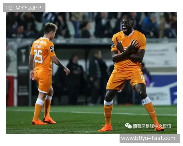 世界杯波尔图大胜那不勒斯补时争议进球引发全场狂欢 世界杯波尔图大胜那不勒斯补时争议进球引发全场狂欢