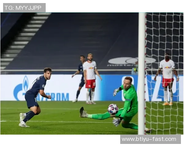 莱比锡友谊赛大胜里昂四球引发争议判罚全场沸腾 莱比锡友谊赛大胜里昂四球引发争议判罚全场沸腾